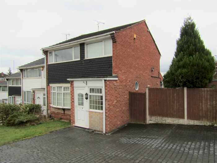3 Bedroom End Of Terrace House To Rent In Fairdene Way, Great Barr, Birmingham, B43