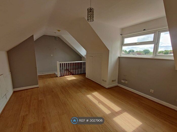 1 Bedroom Maisonette To Rent In High St, Ingatestone, CM4
