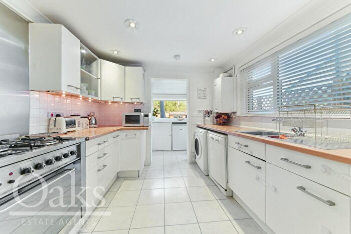 4 Bedroom Terraced House To Rent In Dalmally Road, Addiscombe, CR0