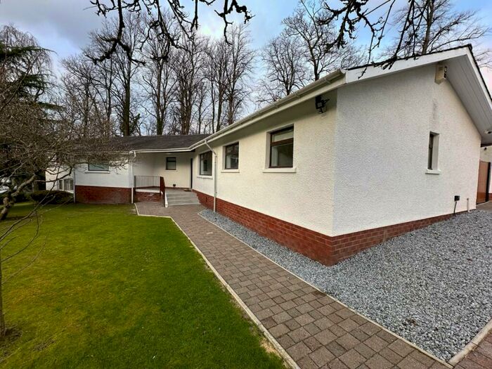 4 Bedroom Detached House To Rent In Dalkeith Avenue Glasgow, G41