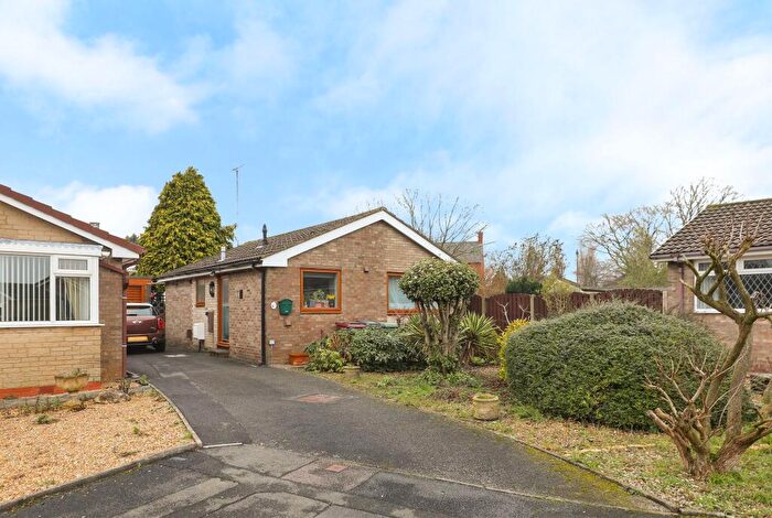 2 Bedroom Detached Bungalow For Sale In Clumber Close, Clowne, S43