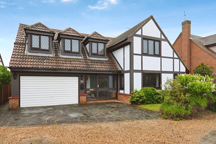 4 Bedroom Detached House For Sale In Noredale, Shoeburyness, Southend-On-Sea, Essex, SS3