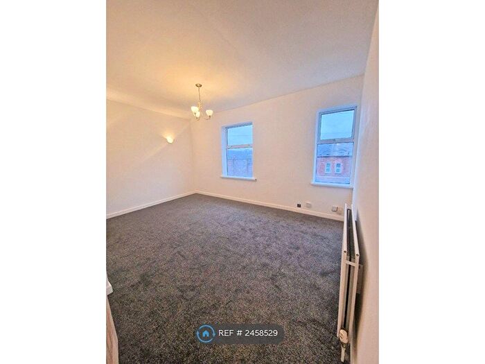 1 Bedroom Flat To Rent In Vicarage Road, Smethwick, B67
