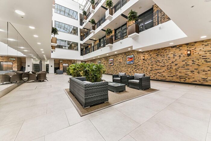 1 Bedroom Flat To Rent In Carlow Street, London, NW1