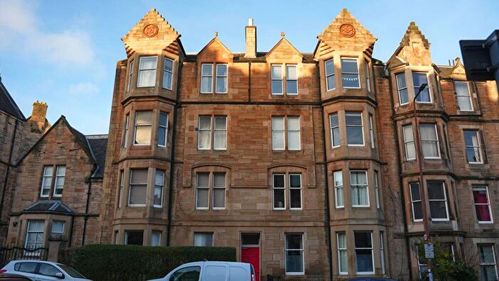 2 Bedroom Flat For Sale In Marchmont Crescent, Edinburgh, EH9
