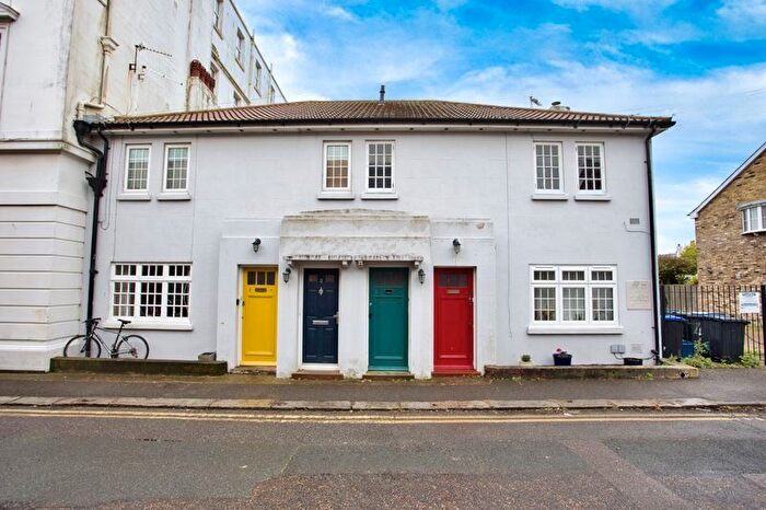 2 Bedroom Flat To Rent In Coombe House, Peter Street, Deal, Kent, CT14