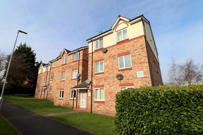 2 Bedroom Apartment To Rent In Swinnow Close, Bramley, Leeds, LS13