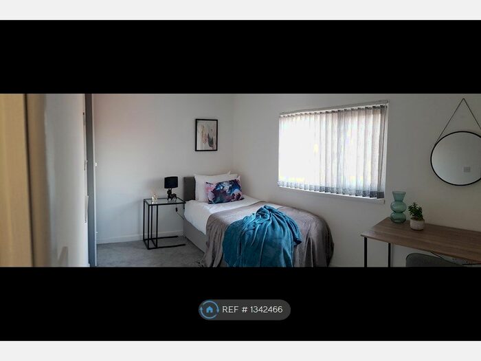 4 Bedroom Terraced House To Rent In Needham Road, Liverpool, L7