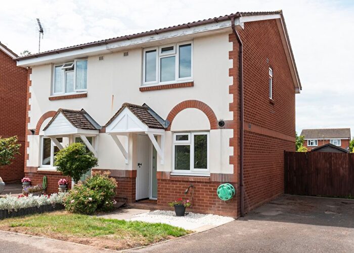 2 Bedroom Semi-Detached House To Rent In Marshall Place, New Haw, KT15