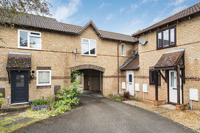 1 Bedroom Terraced House For Sale In Willow Drive, Bicester, OX26