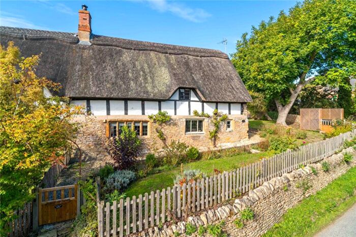 4 Bedroom Semi-Detached House For Sale In Grafton, Tewkesbury, Gloucestershire, GL20