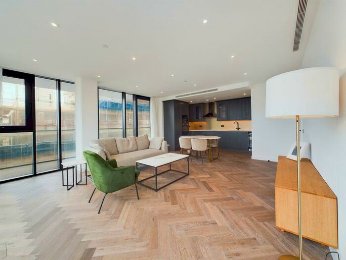 2 Bedroom Flat To Rent In Merino Gardens, St Katharine&#s & Wapping, , London &# Bed Flat, E1W