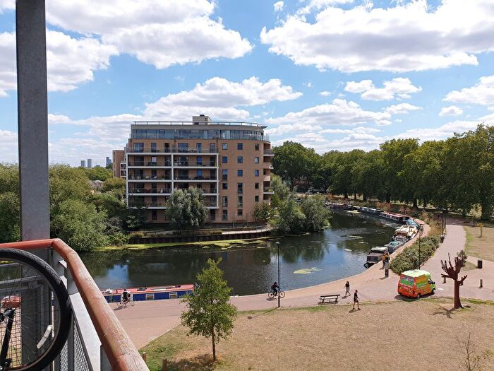 3 Bedroom Flat To Rent In Harry Zeital Way, London, E5