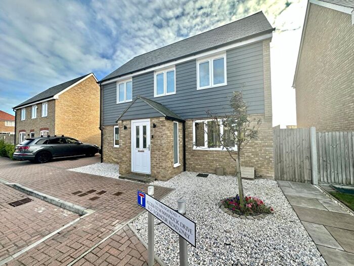 3 Bedroom Detached House To Rent In Mannock Drive, Manston, CT12