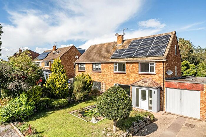 4 Bedroom Semi-detached House For Sale In Neville Close, Penenden Heath, ME14