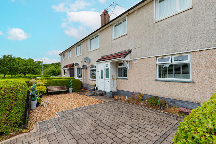 3 Bedroom Flat For Sale In Meiklerig Crescent, Glasgow, G53
