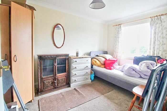 2 Bedroom Semi-Detached House For Sale In Aberdale Road, Polegate, BN26