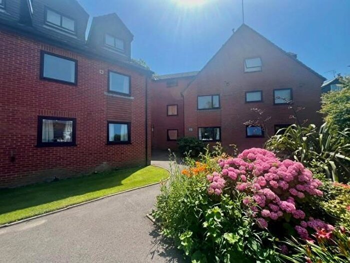 1 Bedroom Apartment For Sale In Griffin Court, Wimborne, BH21