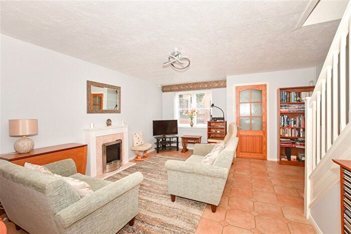 3 Bedroom Semi-Detached House For Sale In Bridge Farm Road, Uckfield, East Sussex, TN22