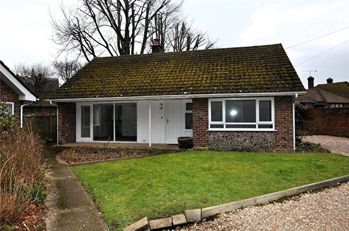 2 Bedroom Bungalow To Rent In Oaten Hill Place, Canterbury, Kent, CT1