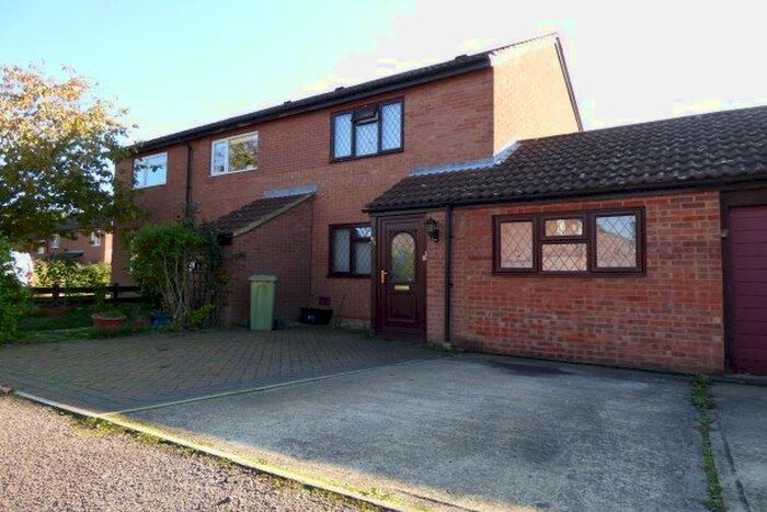 3 Bedroom Property To Rent In Two Mile Ash, Milton Keynes, MK8