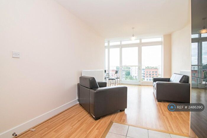 1 Bedroom Flat To Rent In Langley Walk, Birmingham, B15