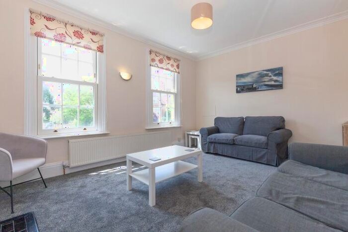 2 Bedroom Apartment To Rent In Banbury Road, Oxford, OX2