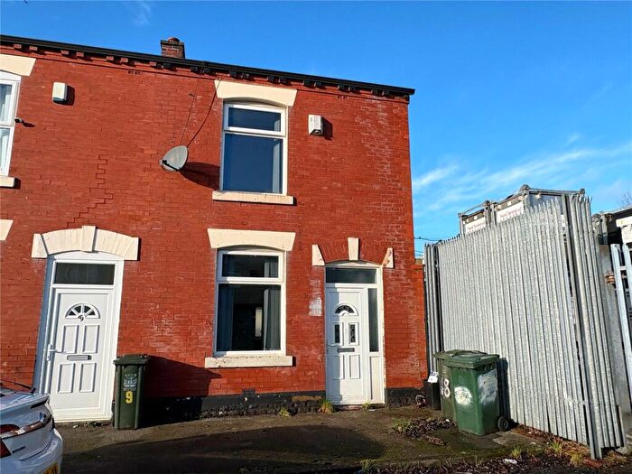 2 Bedroom End Of Terrace House For Sale In Belgrave Street, Heywood, Greater Manchester, OL10