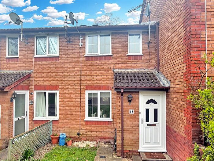 2 Bedroom Terraced House For Sale In Woodmere Way, Kingsteignton, Newton Abbot, TQ12