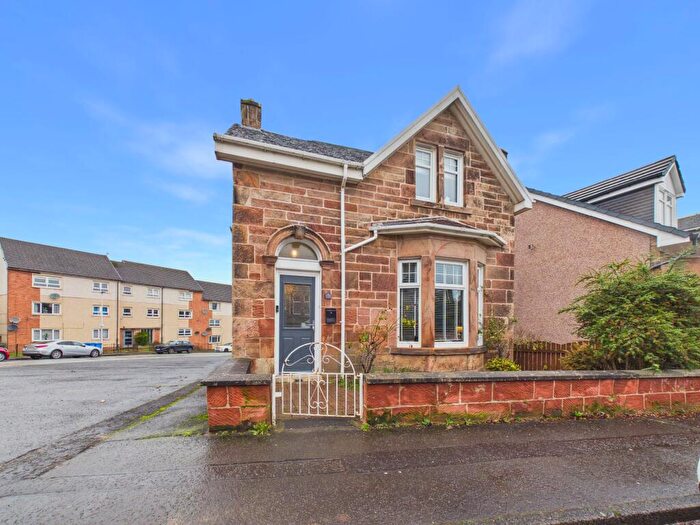 3 Bedroom Detached House For Sale In Tuphall Road, Hamilton, ML3