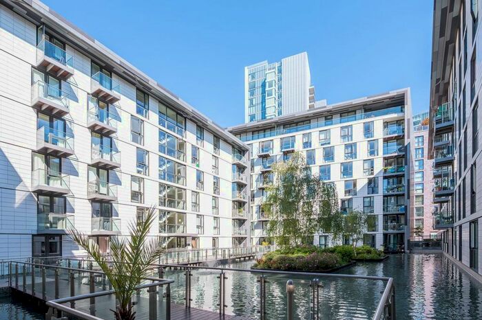 Studio To Rent In Times Square, Aldgate, London, E1