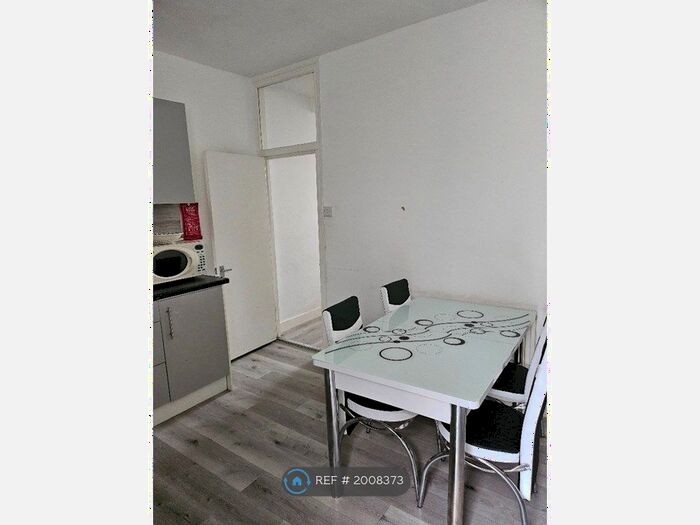 2 Bedroom Terraced House To Rent In Argyle Road, London, N18