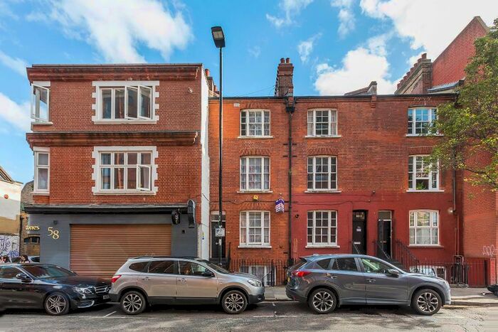 3 Bedroom Maisonette To Rent In Fieldgate Street, Whitechapel, London, E1