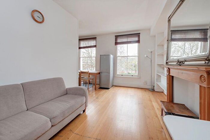 2 Bedroom Flat For Sale In St. Charles Square, W10