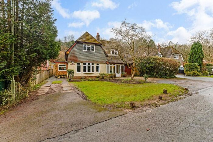 4 Bedroom Detached House For Sale In Milnthorpe Lane, Winchester, Hampshire, SO22