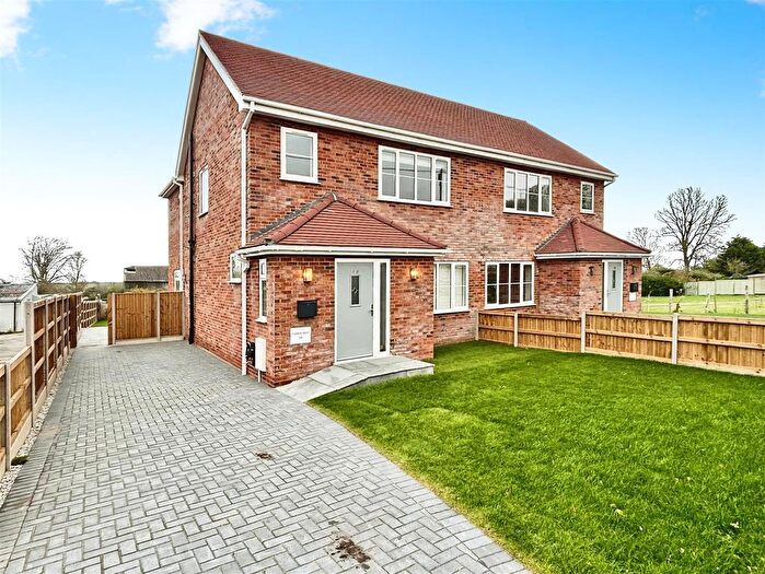 4 Bedroom Property For Sale In Warden Road, Eastchurch, Sheerness, ME12