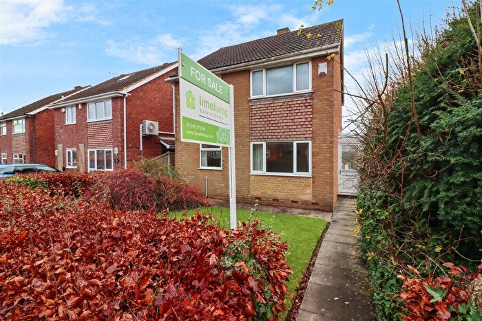 3 Bedroom House For Sale In Ardsley Road, Chesterfield, S40