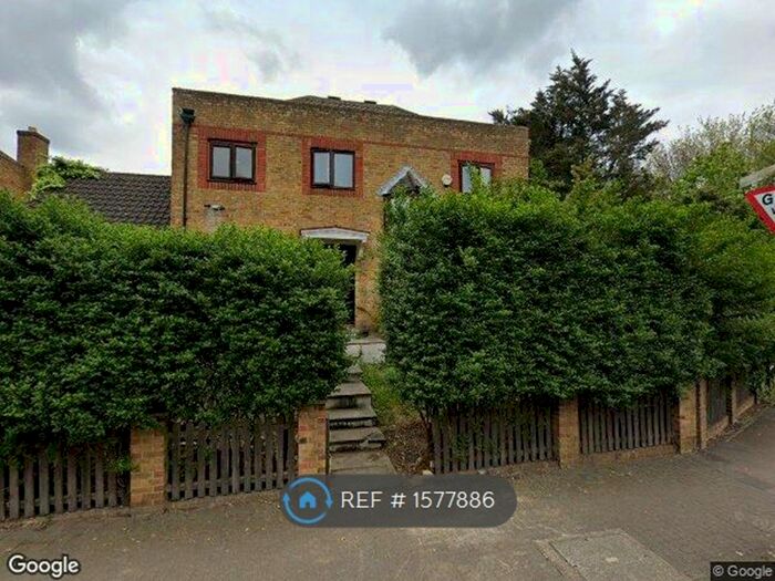 5 Bedroom Terraced House To Rent In Dewberry Gardens, London, E6