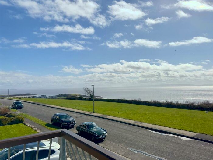 4 Bedroom House For Sale In Marine Drive, Barry, CF62