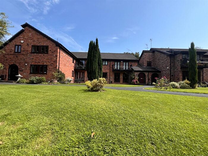 2 Bedroom Apartment For Sale In Wilmslow Park North, Wilmslow, SK9