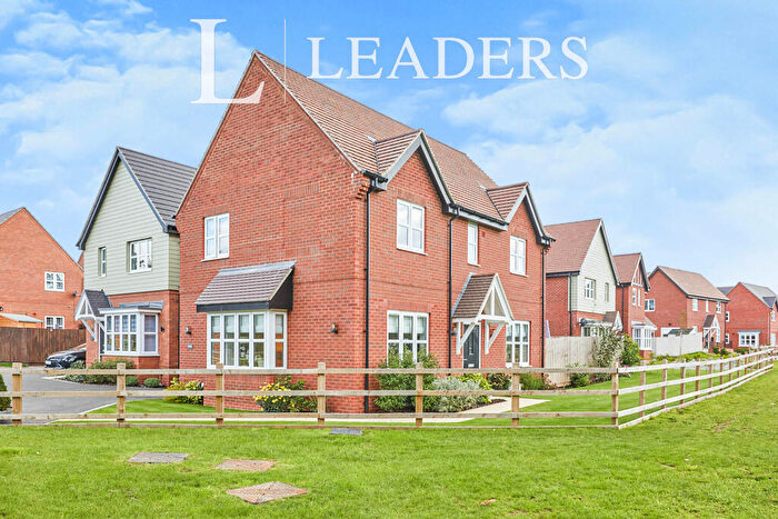 4 Bedroom Detached House To Rent In Foster Close, Mickleover, DE3