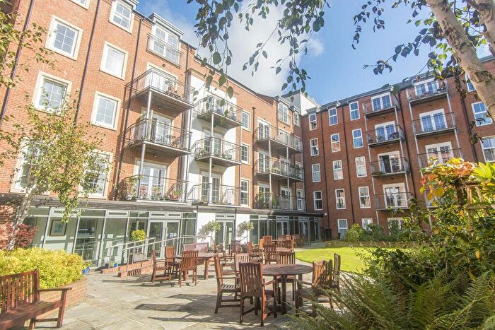 2 Bedroom Retirement Property For Sale In St. Marys Road, Market Harborough, LE16