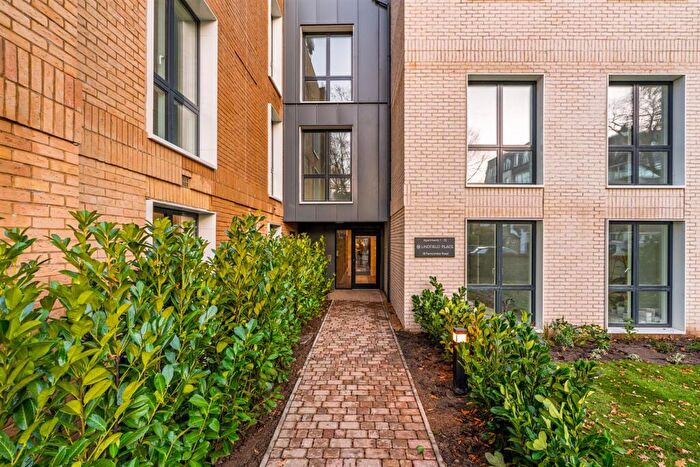 2 Bedroom Retirement Property For Sale In Lindfield Place, Worthing, BN11