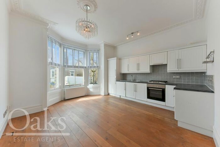 1 Bedroom Flat To Rent In Angles Road, London, SW16