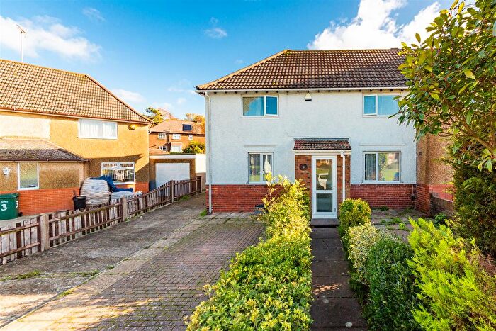 6 Bedroom Semi-detached House To Rent In The Avenue, Brighton, BN2