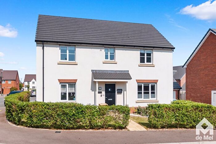 4 Bedroom Detached House For Sale In Court Farm Close, Pamington, Tewkesbury, GL20
