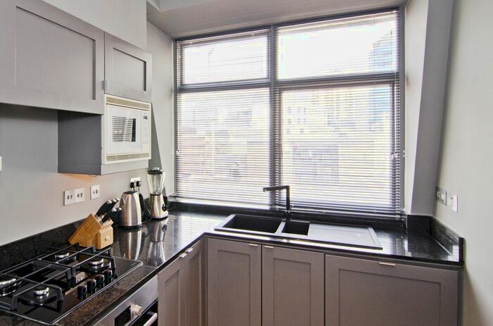 2 Bedroom Flat To Rent In Creechurch Lane, Epc:C, EC3A