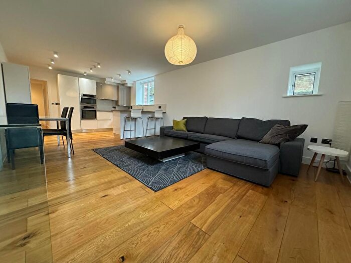 3 Bedroom Flat To Rent In Stanford Avenue, St Augustine Apartments, Brighton, BN1