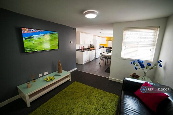 6 Bedroom Terraced House To Rent In Leopold Road, Kensington Fields, Liverpool, L7