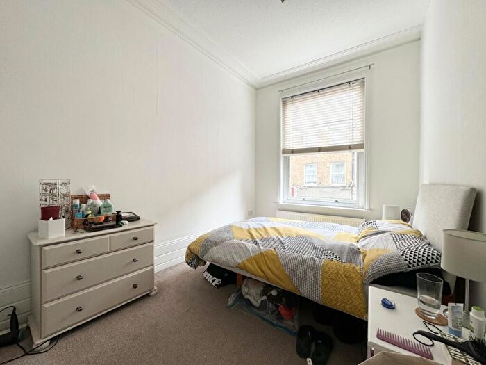 1 Bedroom Flat To Rent In Hornsey Road, Archway, N19